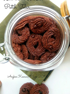 Foto resep Semprit Coklat Putih Telur