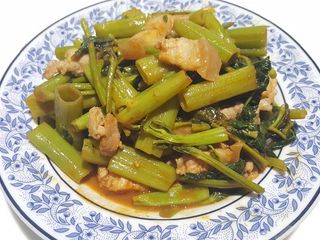 ผัดผักบุ้งแกงเทโพ