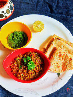 મસાલા મગ (Masala Moong Recipe In Gujarati) રેસીપી મુખ્ય ફોટો