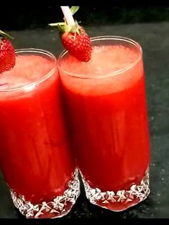 स्ट्रॉबेरी जूस (strawberry juice recipe in Hindi) रेसिपी मुख्य फोटो