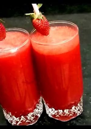 स्ट्रॉबेरी जूस (strawberry juice recipe in Hindi) रेसिपी मुख्य फोटो