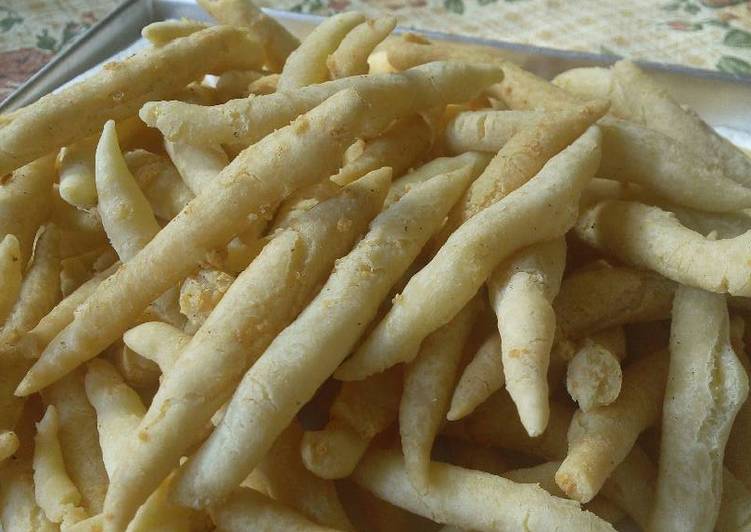 kue telur gabus keju