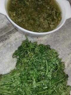 ঢেঁকি শাক দিয়ে মুসুর ডাল(dheki shak diye musur dal recipe in Bengali) রেসিপির প্রধান ছবি