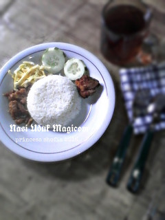 Foto resep Nasi Uduk Magicom