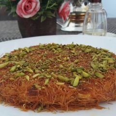 A picture of Kunafa (using vermicelli).