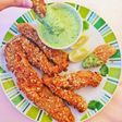 Pollo crispy con salsa de hierbas