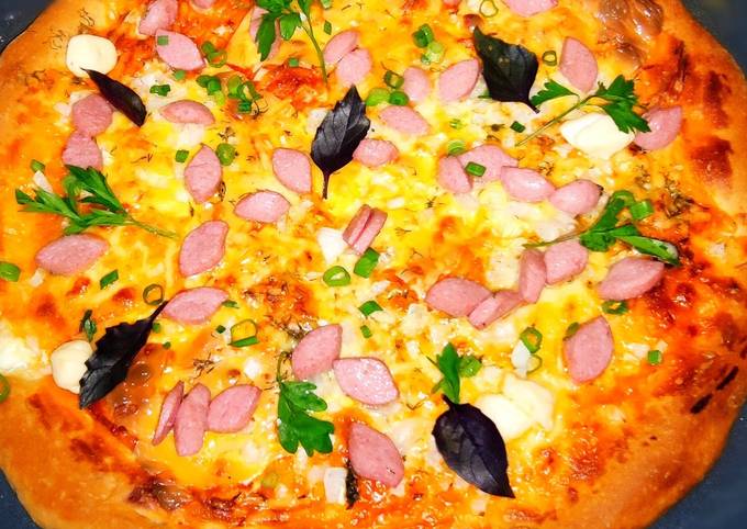 Ингредиенты для Пицца с беконом, грибами и моцареллой с домашним соусом