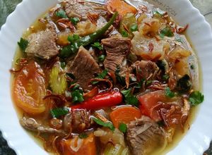 Gambar Sup Daging & Urat Keting