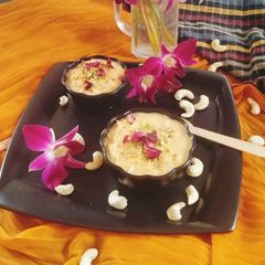 A picture of Vermicelli kheer.