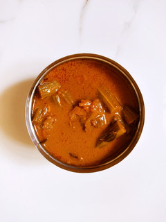 முருங்கைக்காய் புளிக்குழம்பு / MURUNGAKKAI KARA KULAMBU Recipe in tamil செய்முறை முக்கிய புகைப்படம்