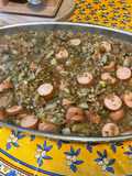 Lentilles corail aux saucisses, légumes, pistaches et coriandre