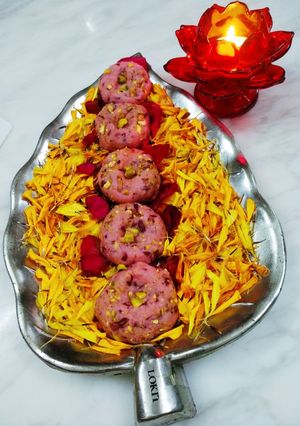 A picture of Gulab baati.