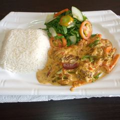 A picture of Mayonnaise beef sauce.