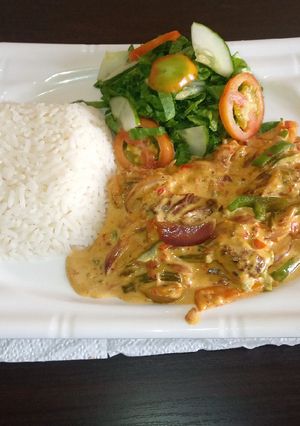 A picture of Mayonnaise beef sauce.