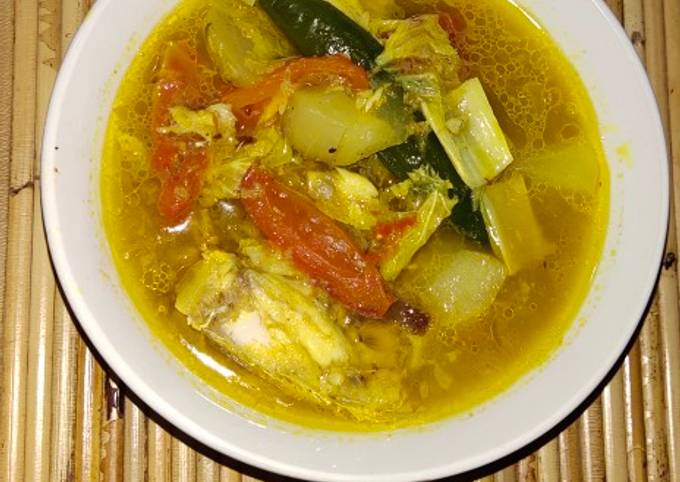 Sayur asem kepala ikan