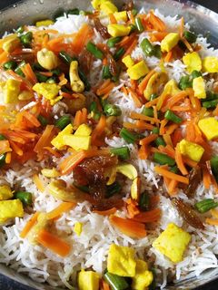 ফ্রায়েড রাইস (Fried Rice recipe in bengali) রেসিপির প্রধান ছবি