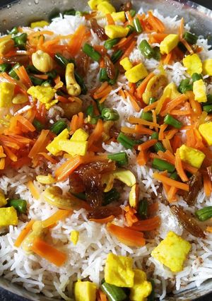 ফ্রায়েড রাইস (Fried Rice recipe in bengali) রেসিপির প্রধান ছবি