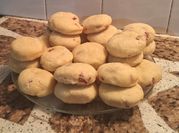 Una foto de scones sin leche