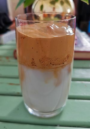 Una foto de Café Dalgona (mi versión)