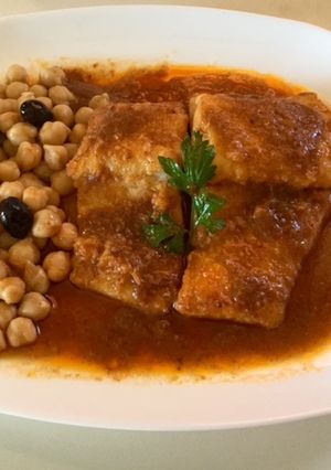 Foto principal de Bacalao a la vizcaína con garbanzos