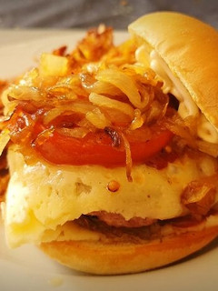 Una foto de Mixed Burger (Hamburguesa mixta)