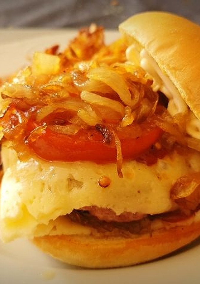 Una foto de Mixed Burger (Hamburguesa mixta)