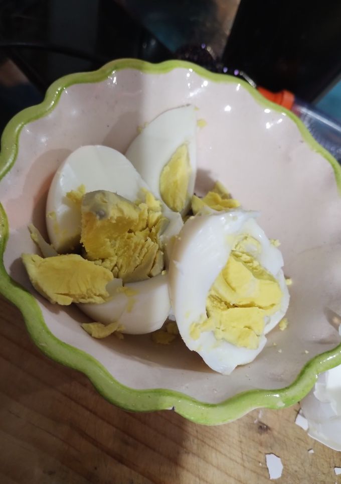 Una foto de Huevo cocido perfecto sin desastres