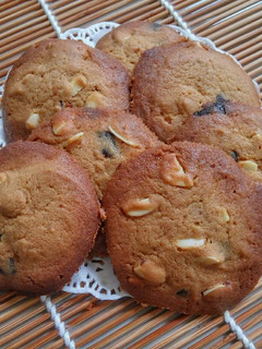 Foto resep Almond Choco Crunch Cookies