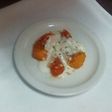 Albaricoques y melocotones con salsa de lima y limón Marroquí