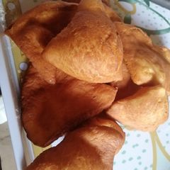 A picture of Mandazi.