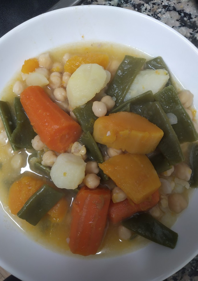 Una foto de Puchero con verduras