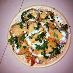 A picture of Dahi puri chat.
