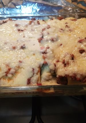 Una foto de Cannelloni ripieni di vitello e pancetta / Canelones rellenos 🍝