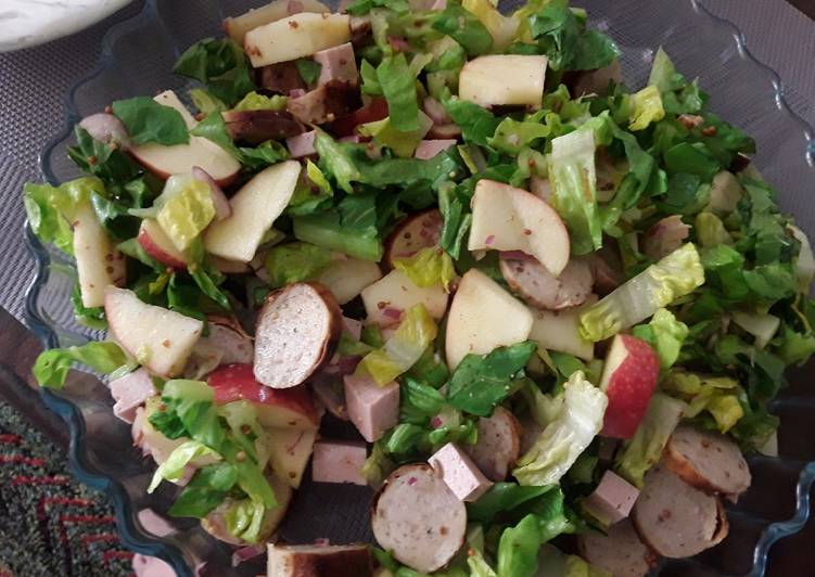 Steps to Prepare Homemade Sig&#39;s Bratwurst Salad