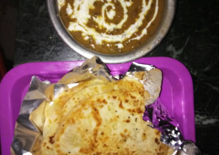 Daal makhni with aalu naan