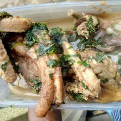 A picture of Chicken peppersoup.