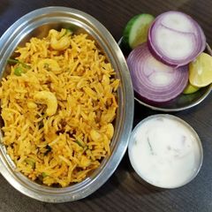 A picture of Yellow rice.