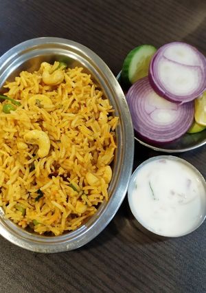 A picture of Yellow rice.