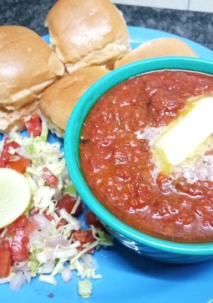 A picture of Pav bhaji.