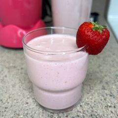 A picture of 🍓Strawberry Banana Smoothie 🍓.