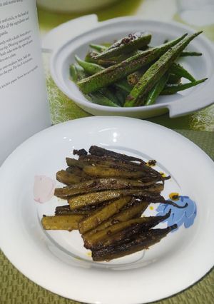 A picture of Indian Style Stuffed Okra.