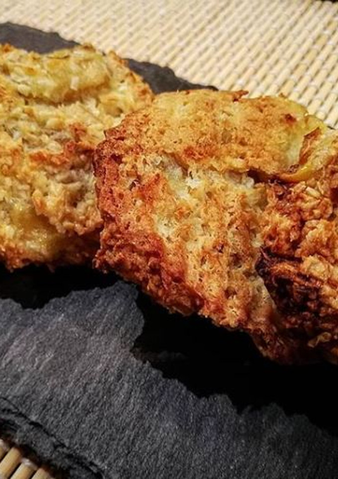 Una foto de Galletas de coco y plátano