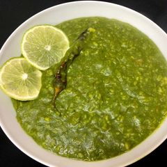 A picture of Oats Spinach Moong Dal Khichdi.