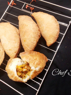 A picture of Fried meat pie.
