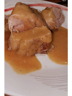 Una foto de Solomillo con salsa de zanahoria