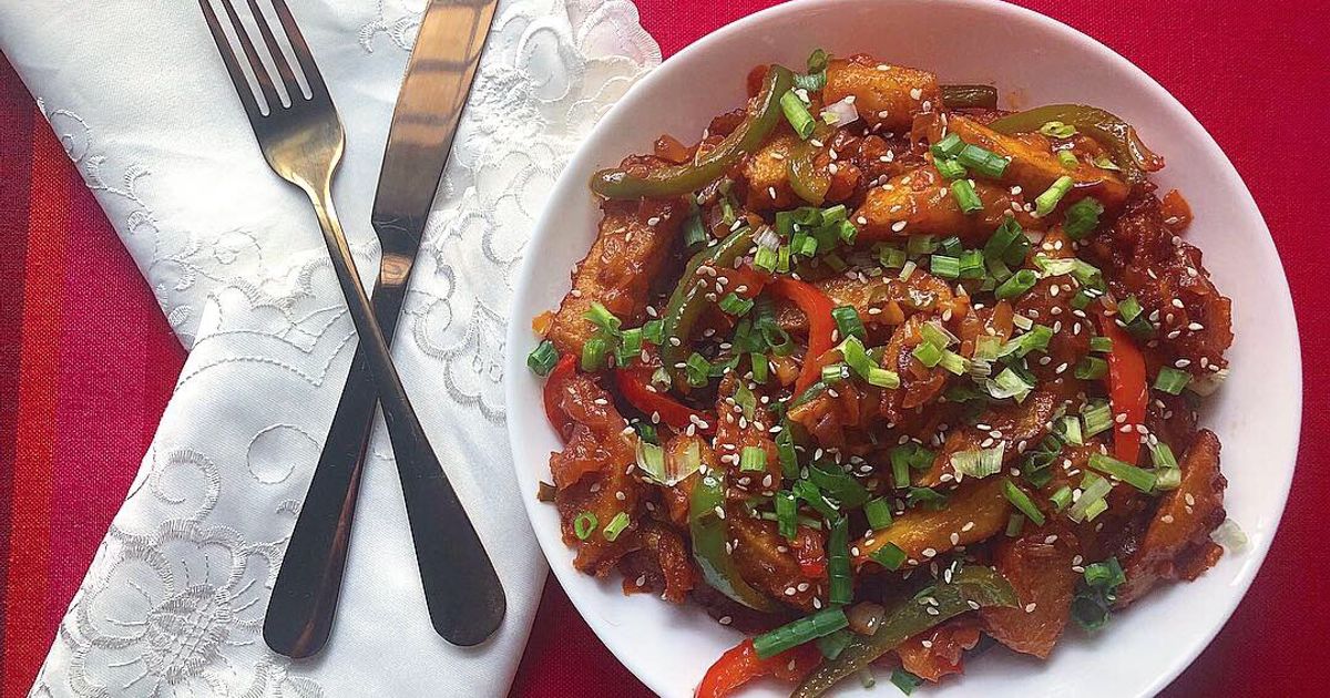 Crispy Chilli Potatoes Recipe by Supraja Nagarathinam - Cookpad