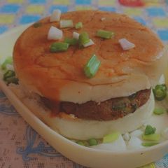 A picture of Veg Burger.