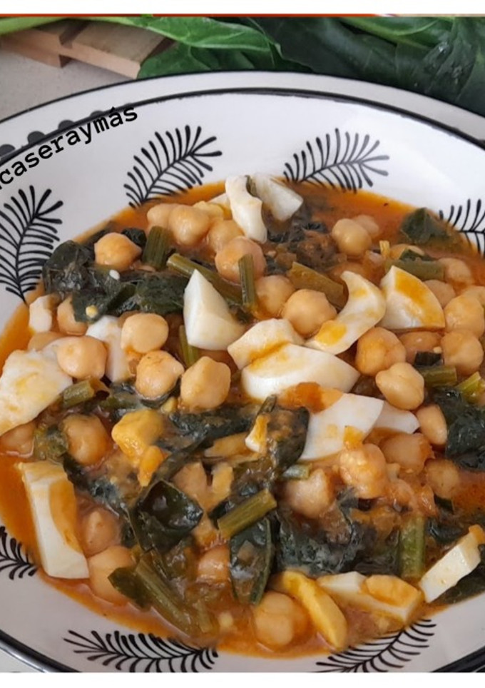 Una foto de Potaje de espinacas y garbanzos