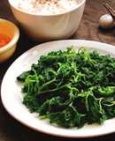 🌱 Rau Tầm Ma (Ortie) Luộc Chấm Nước Muối