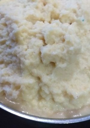 A picture of Home made ginger and garlic paste.